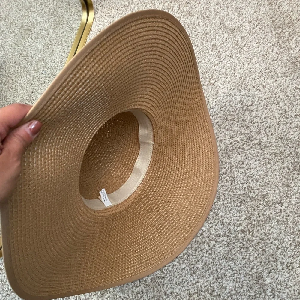 Beach hat new without tags - Picture 5 of 6